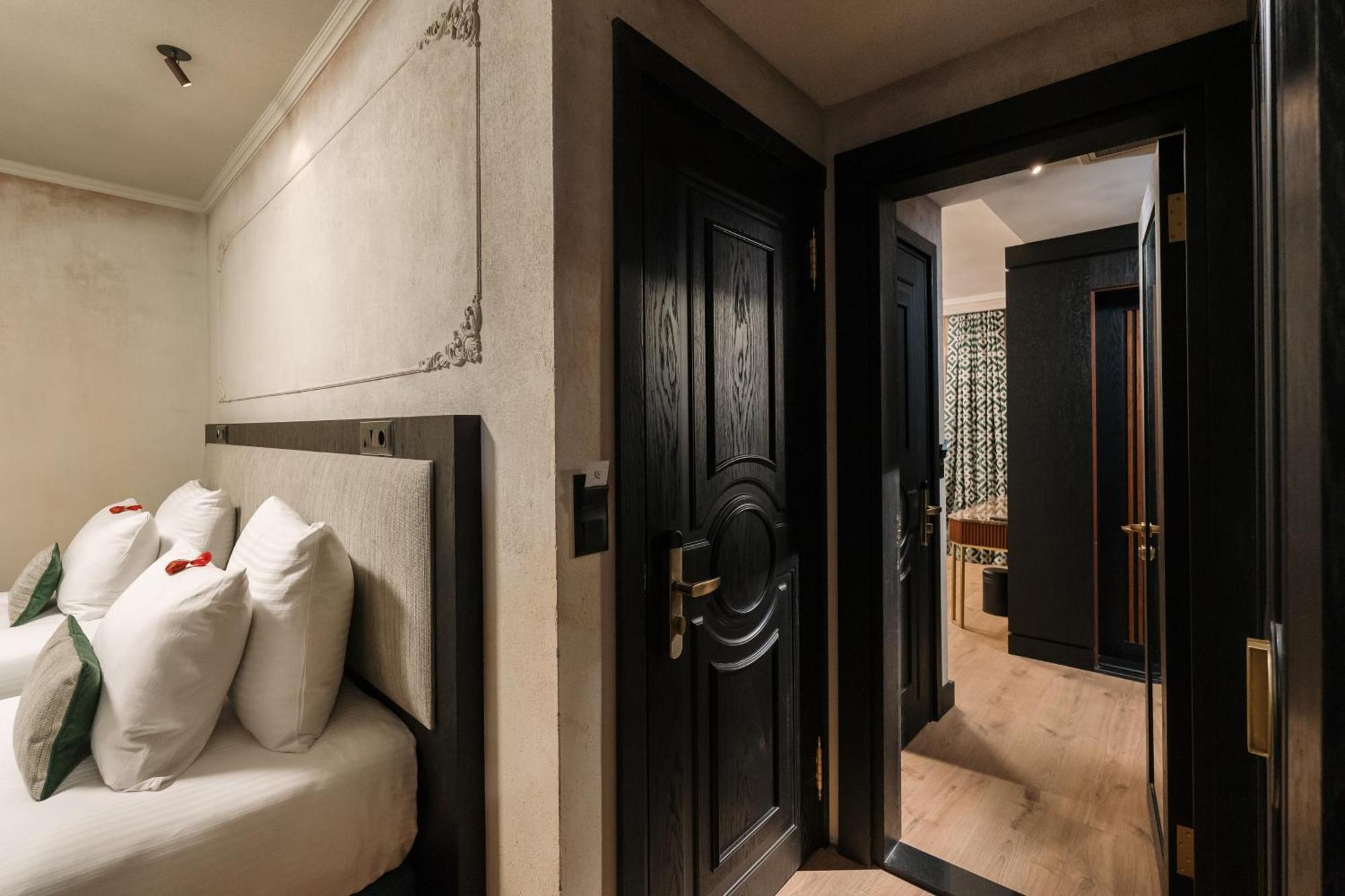Tria Elegance Istanbul Hotel Exterior photo